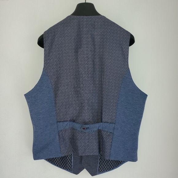 NWT RW&CO Vest - Picture 6 of 8
